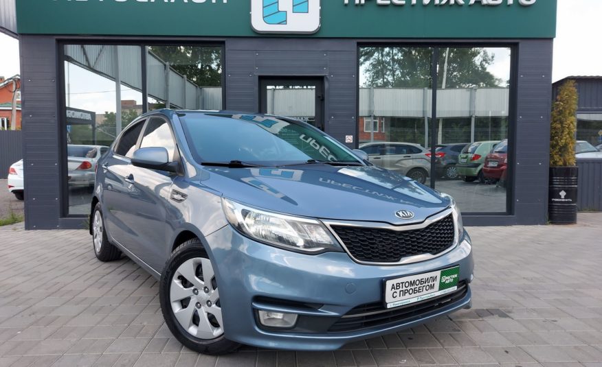 Kia Rio, 2015 год