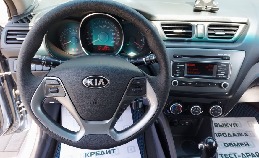 Kia Rio, 2015 год