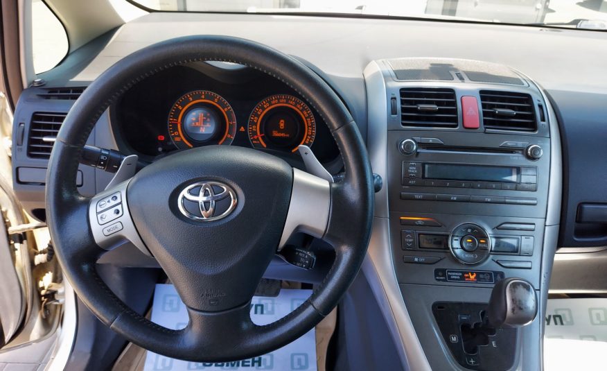 Toyota Auris, 2008 год