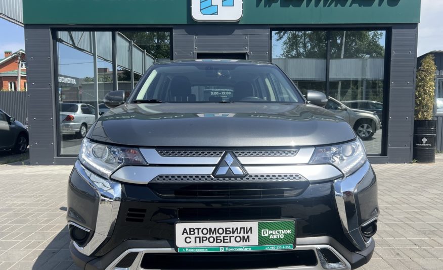 Mitsubishi Outlander, 2019 год