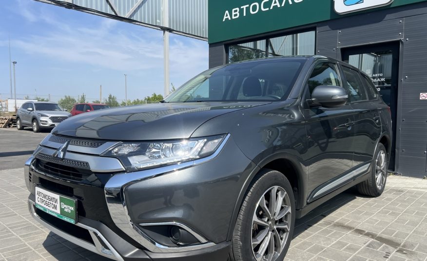 Mitsubishi Outlander, 2019 год