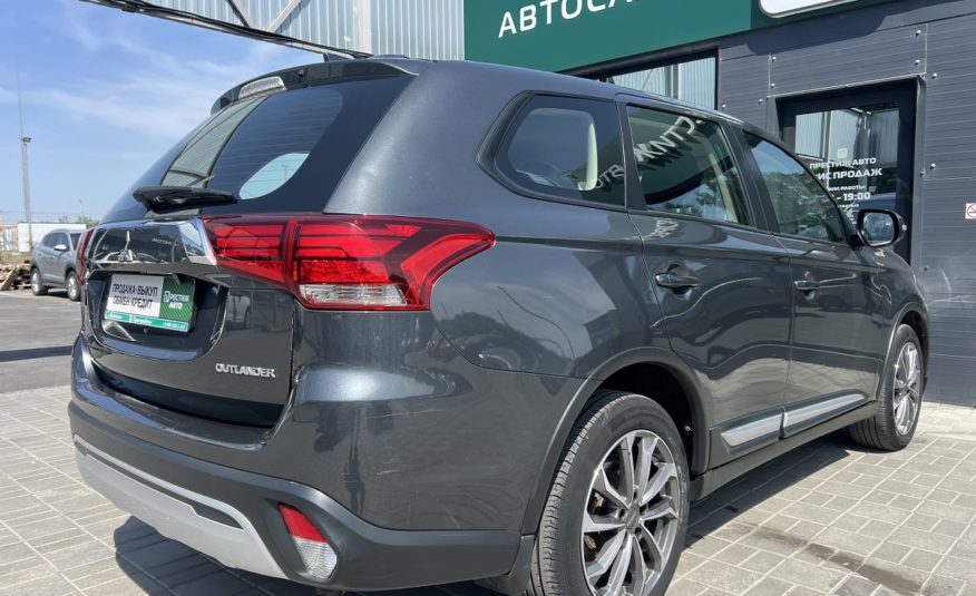 Mitsubishi Outlander, 2019 год